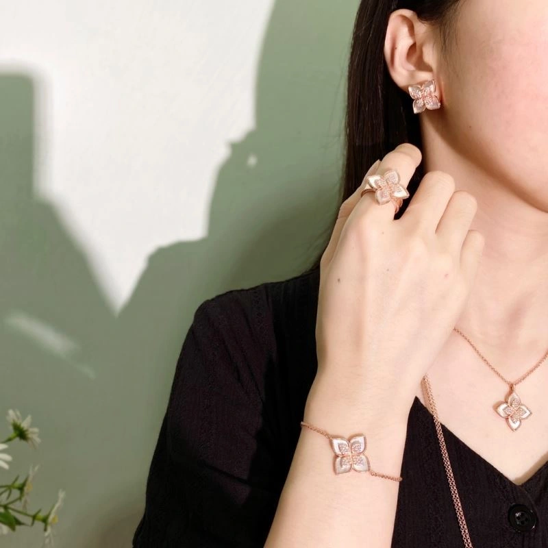 Vca Necklaces Affordable 255179