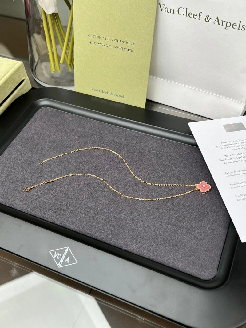 Vca Necklaces Unisex 255176