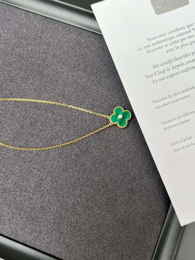 Vca Necklaces Attractive 255167