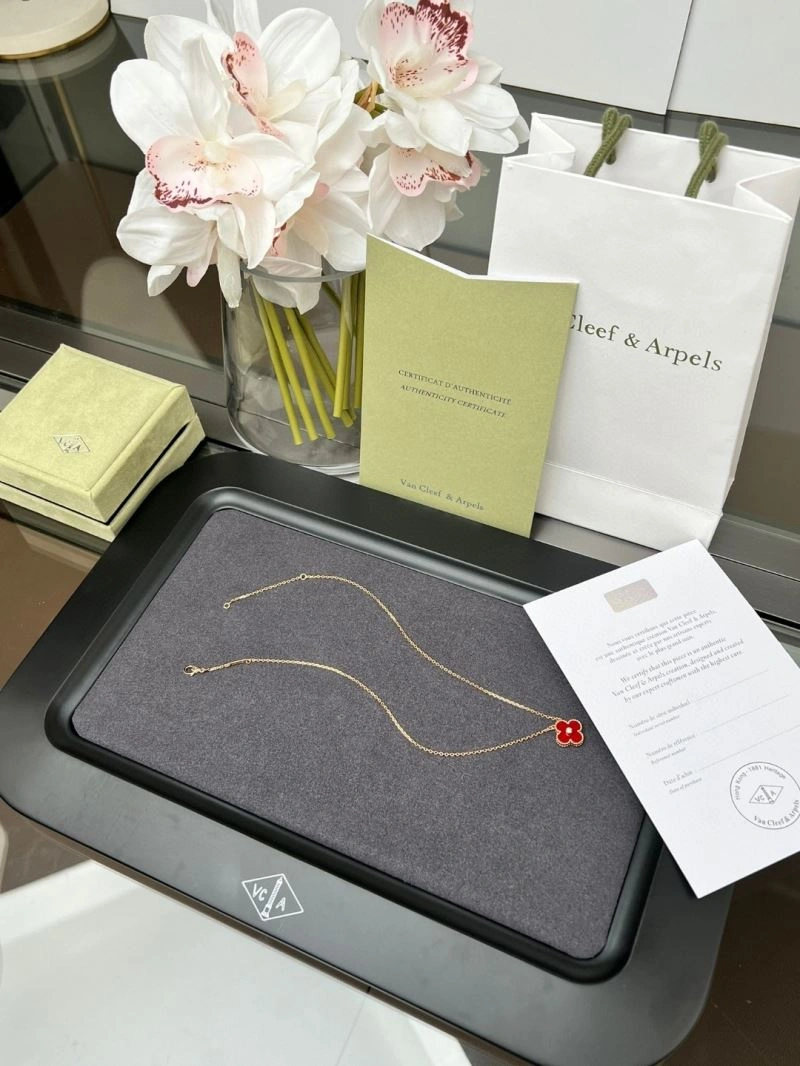 Vca Necklaces Flexible 255171