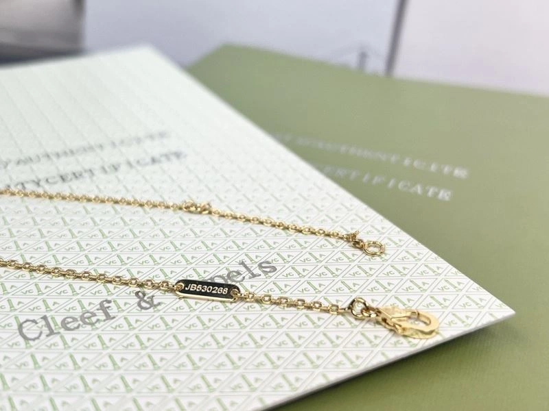 Vca Necklaces EasyCare 255159
