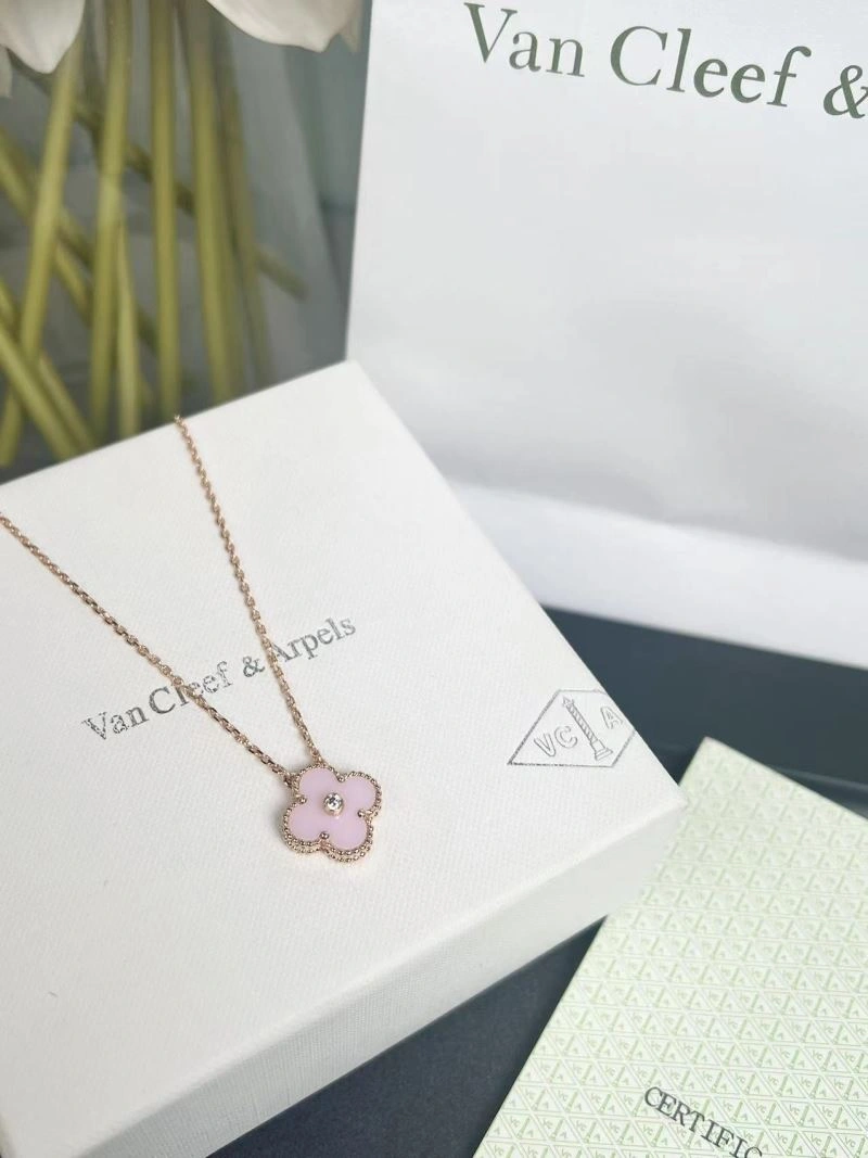 Comfortable Vca Necklaces 255158
