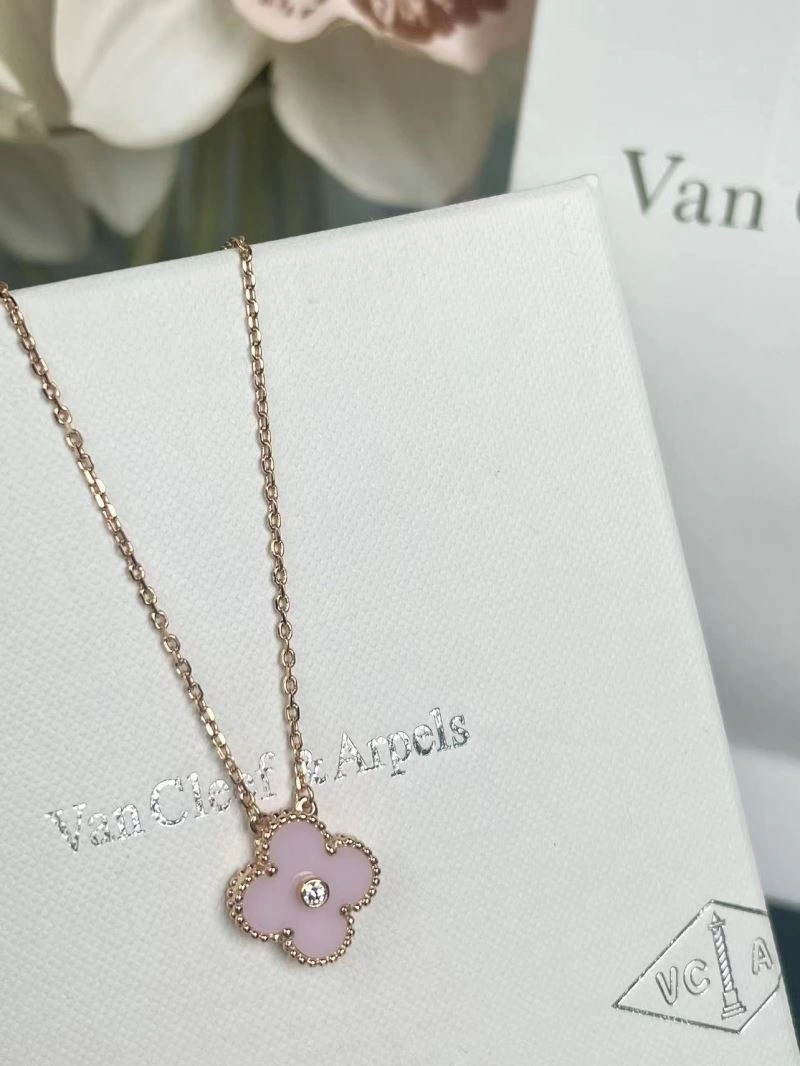 Comfortable Vca Necklaces 255158
