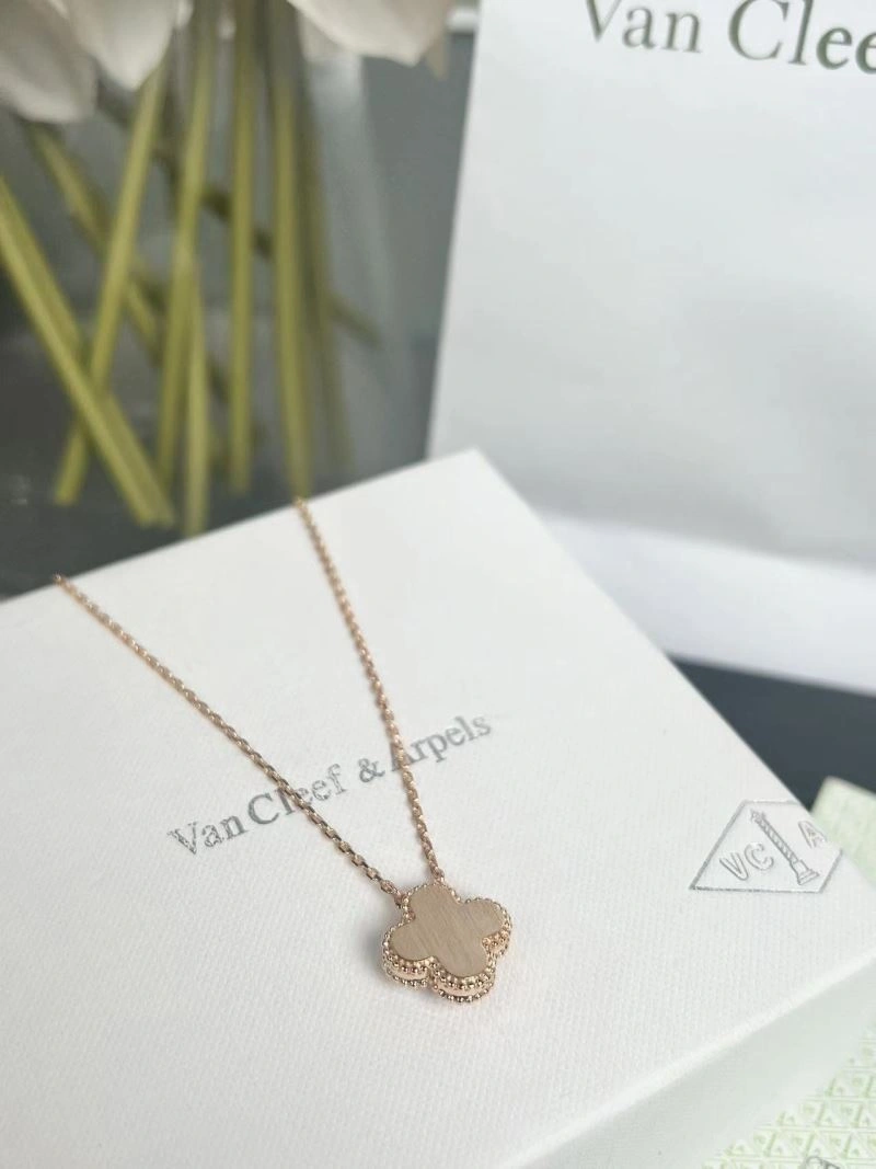 Comfortable Vca Necklaces 255158