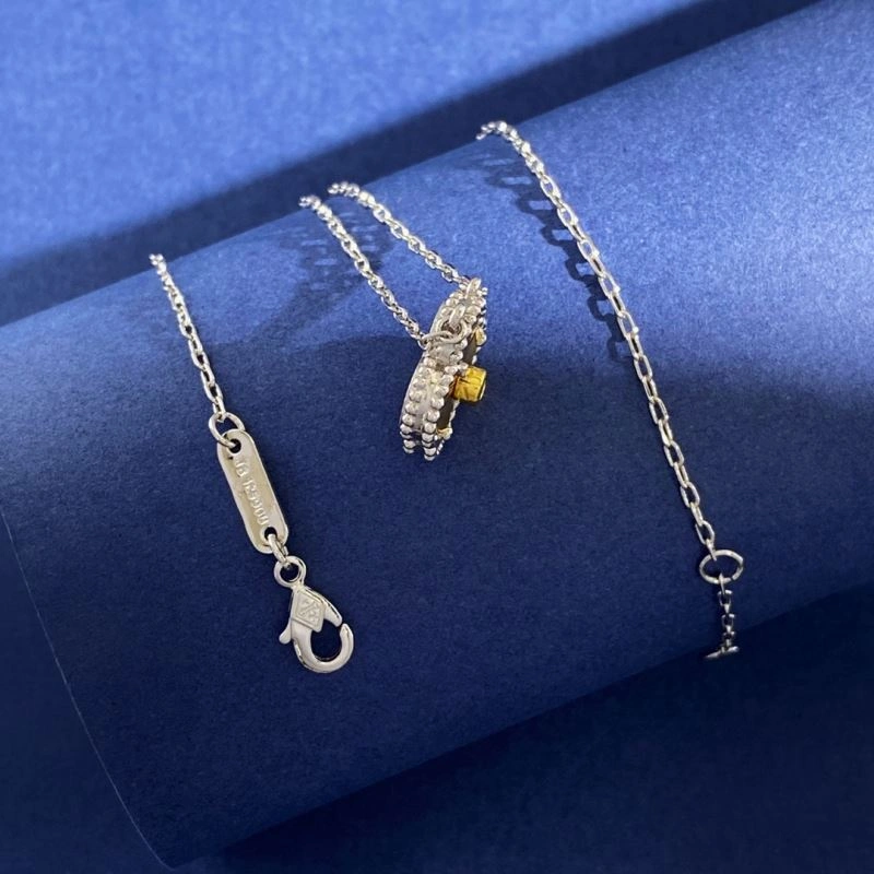 Vca Necklaces Contemporary 255152