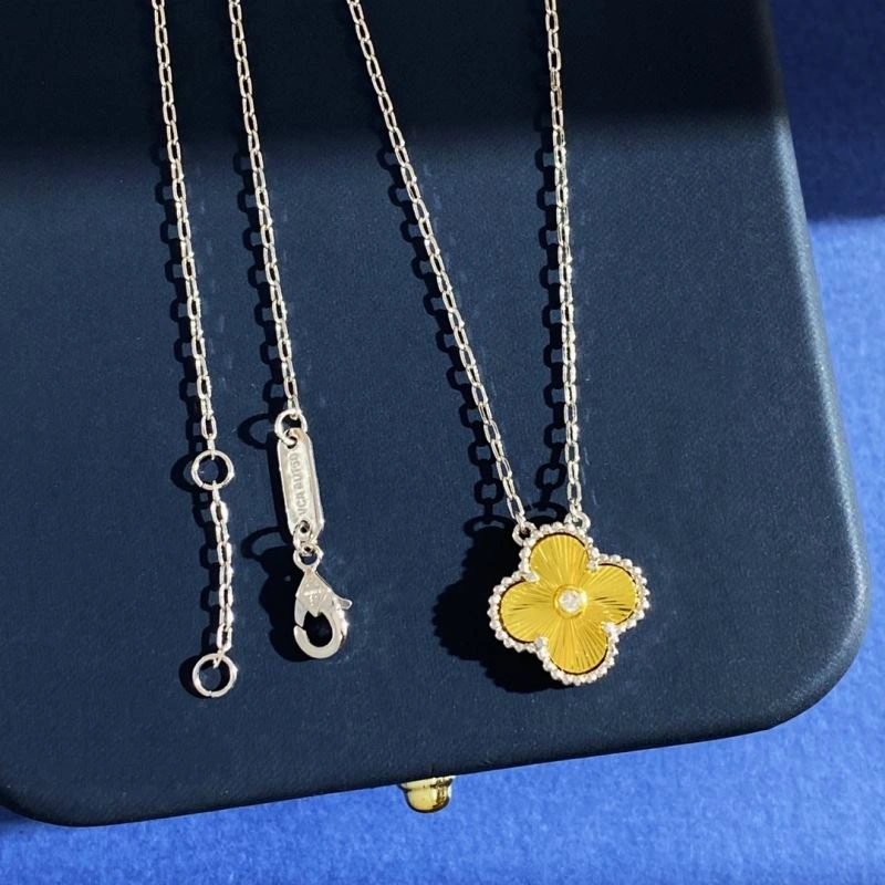 Vca Necklaces Contemporary 255152