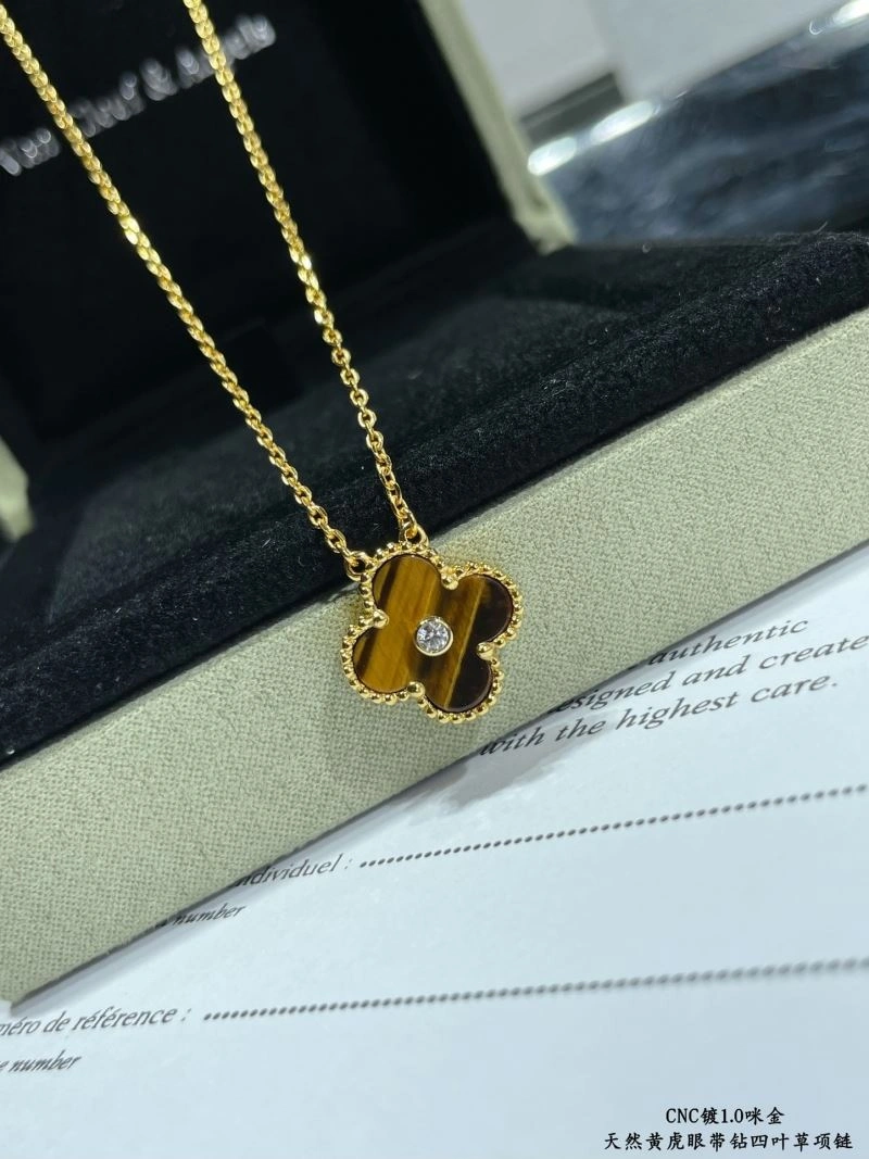 Vca Necklaces Lightweight 255149