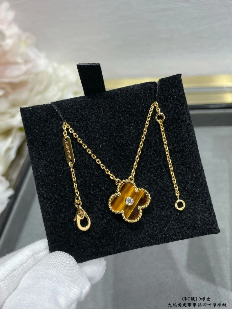 Vca Necklaces Lightweight 255149