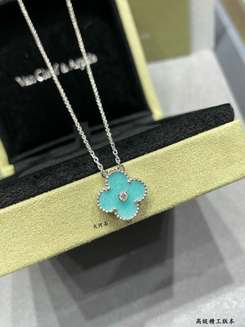 Vca Necklaces Modern 255145