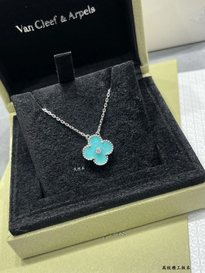 Vca Necklaces Modern 255145