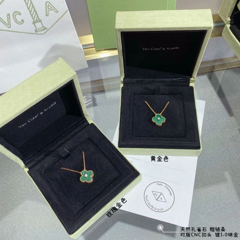 Soft Vca Necklaces 255144