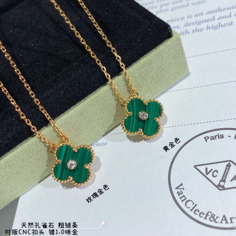 Soft Vca Necklaces 255144