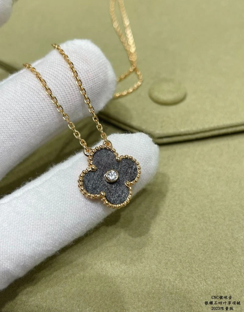 Vca Necklaces EasyCare 255142