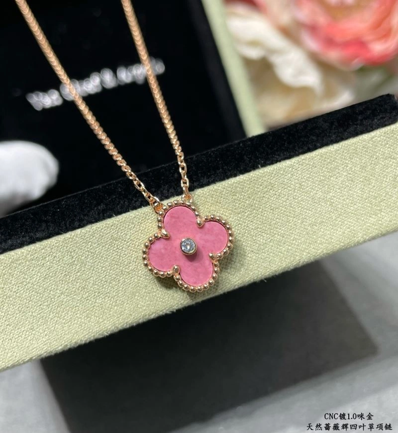 Vca Necklaces Sustainable 255143