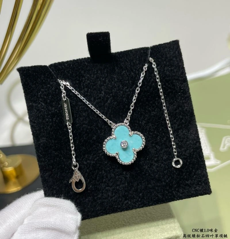 Vca Necklaces Bright 255138