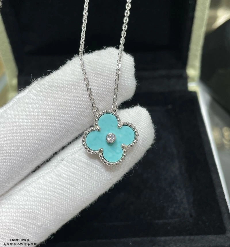 Vca Necklaces Bright 255138