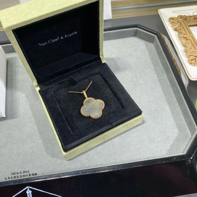 Stylish Vca Necklaces 255124