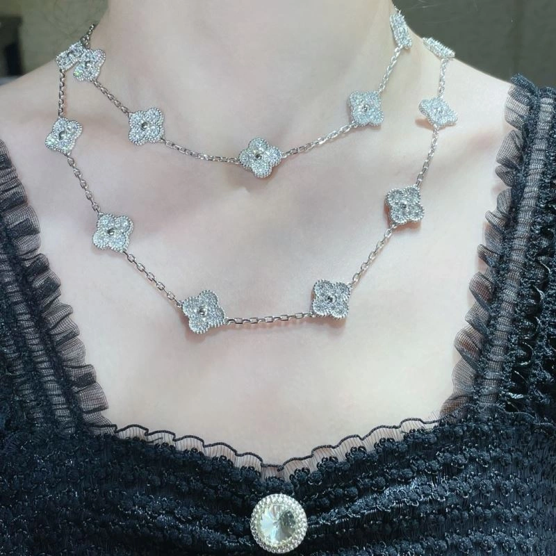 WrinkleFree Vca Necklaces 255116