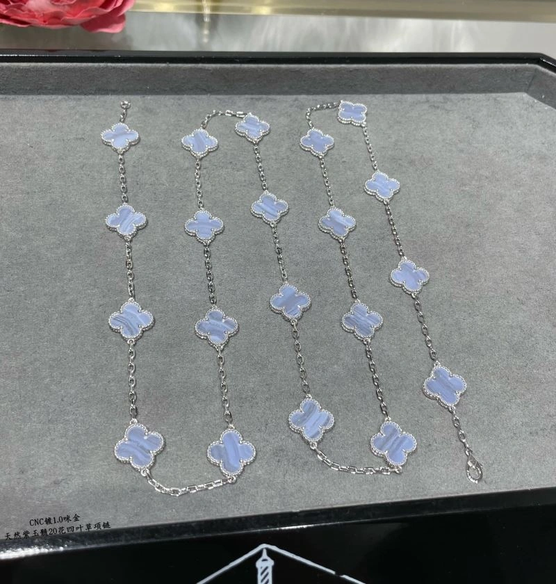HighPerformance Vca Necklaces 255120