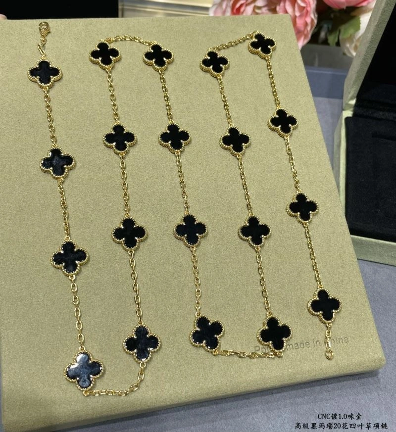 MultiPurpose Vca Necklaces 255129