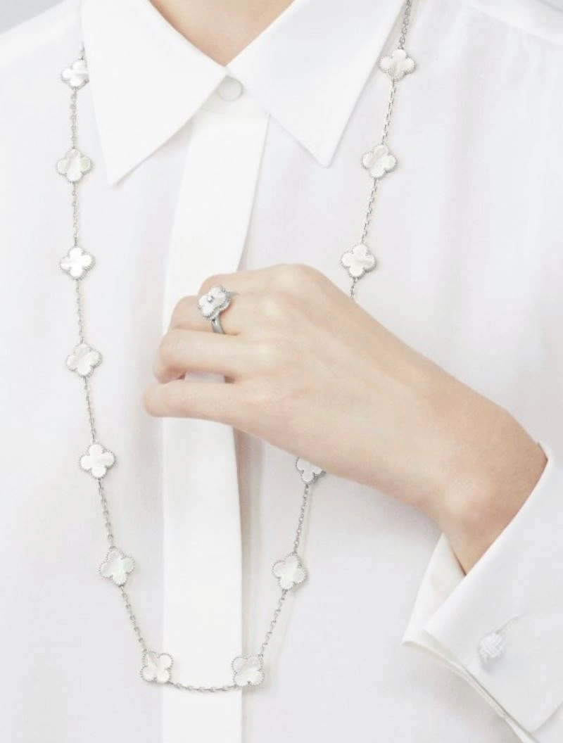 Vca Necklaces WellDesigned 255137