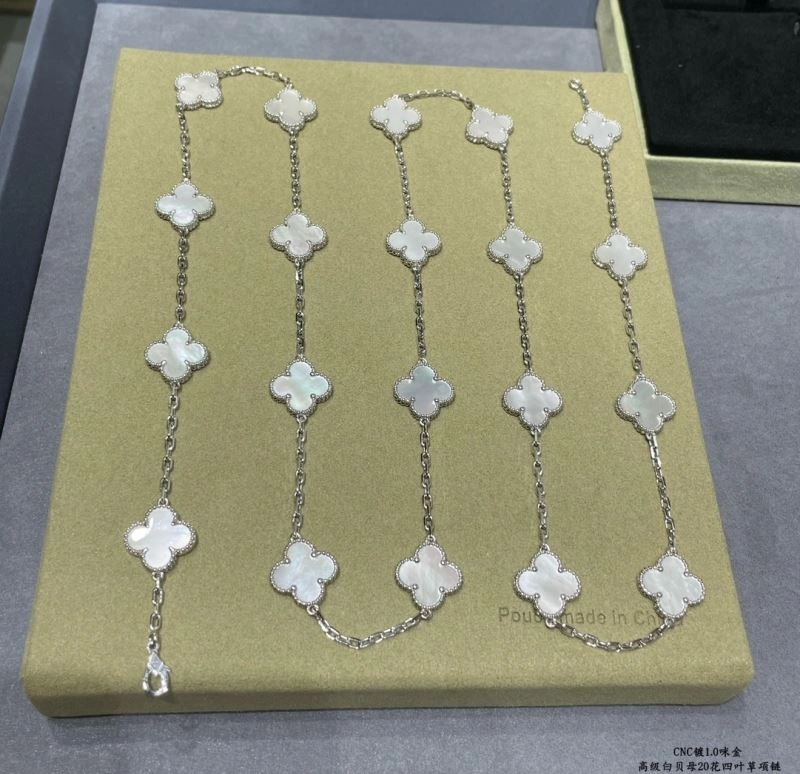 Vca Necklaces WellDesigned 255137