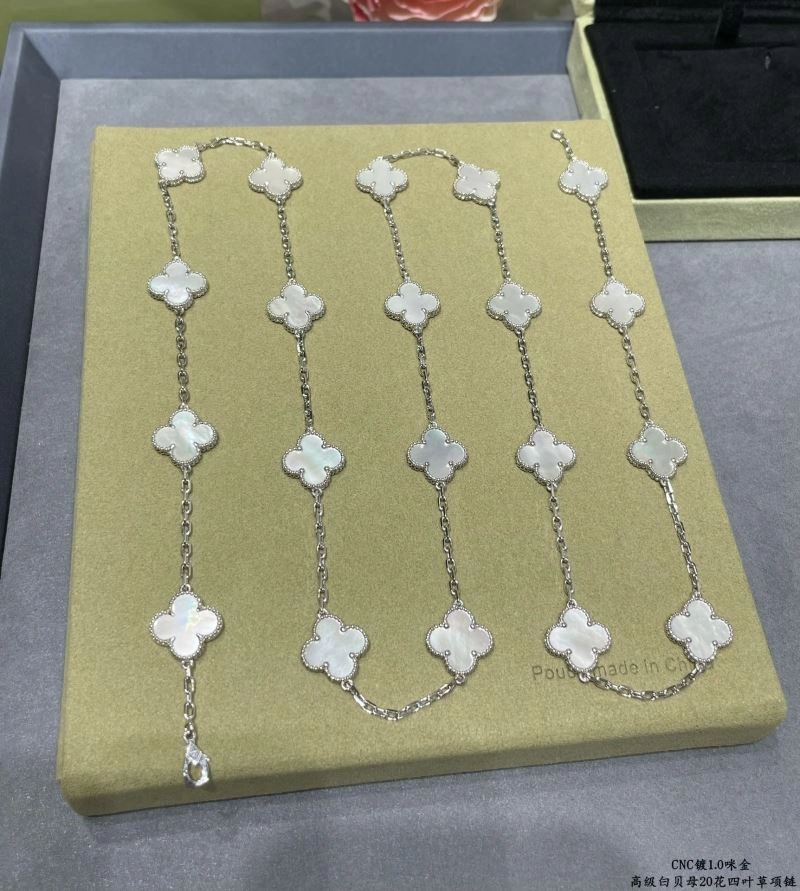 Vca Necklaces WellDesigned 255137