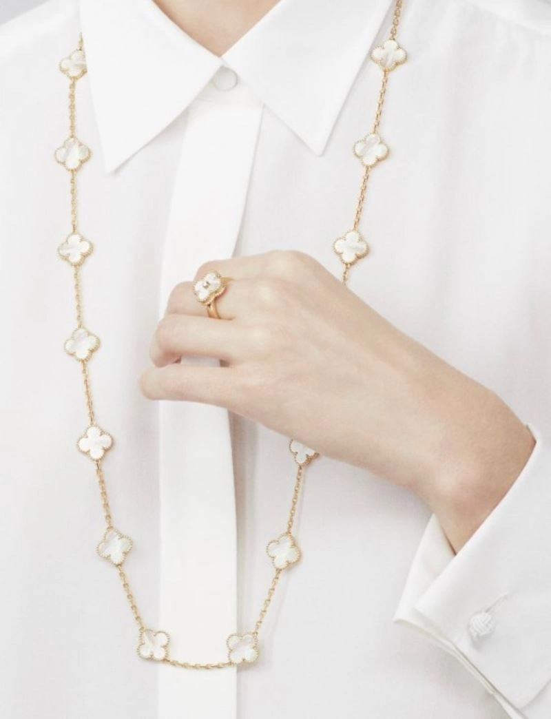 Vca Necklaces Durable 255111
