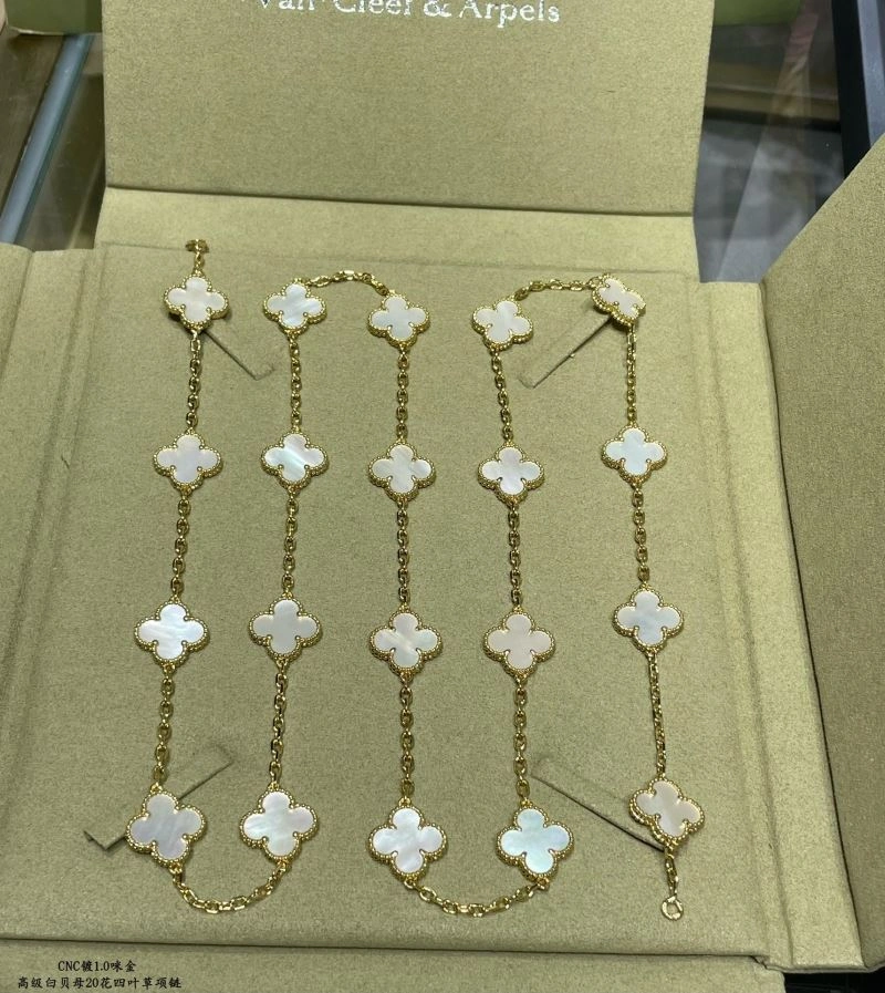 Vca Necklaces Durable 255111