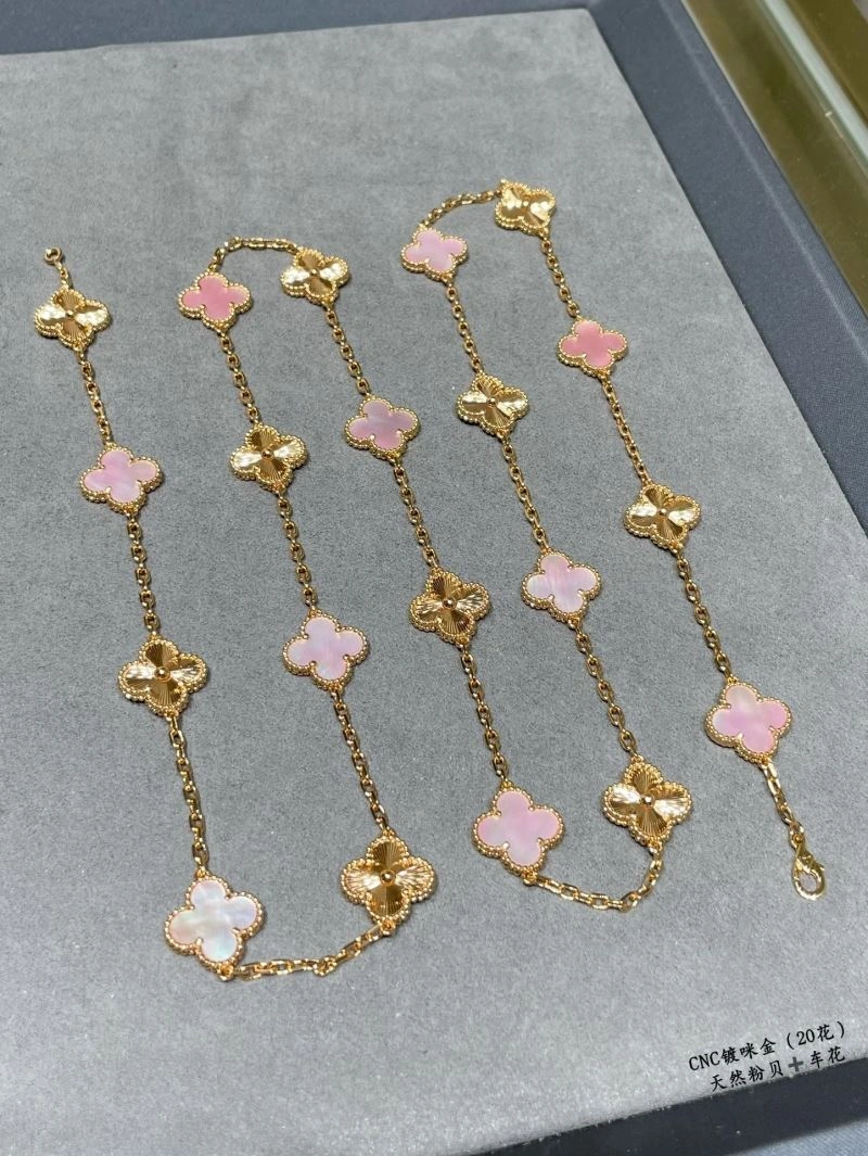 Vca Necklaces Unisex 255133