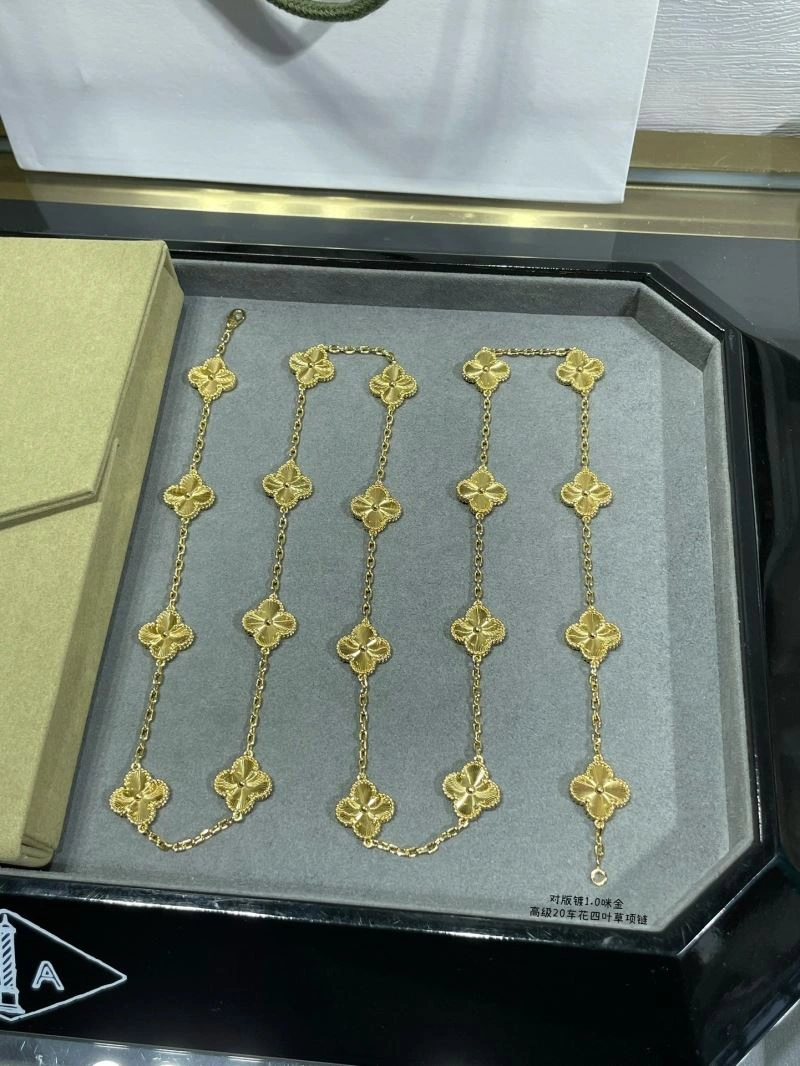 Vca Necklaces Durable 255141