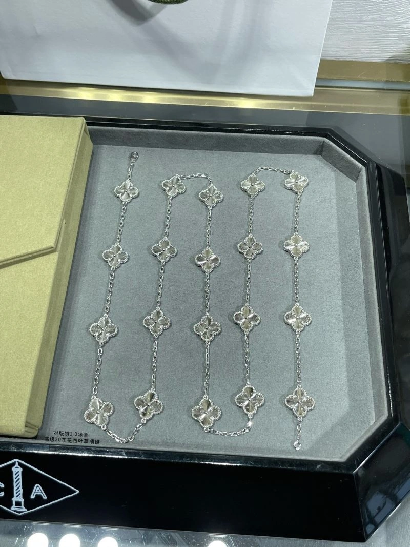 Vca Necklaces Durable 255141