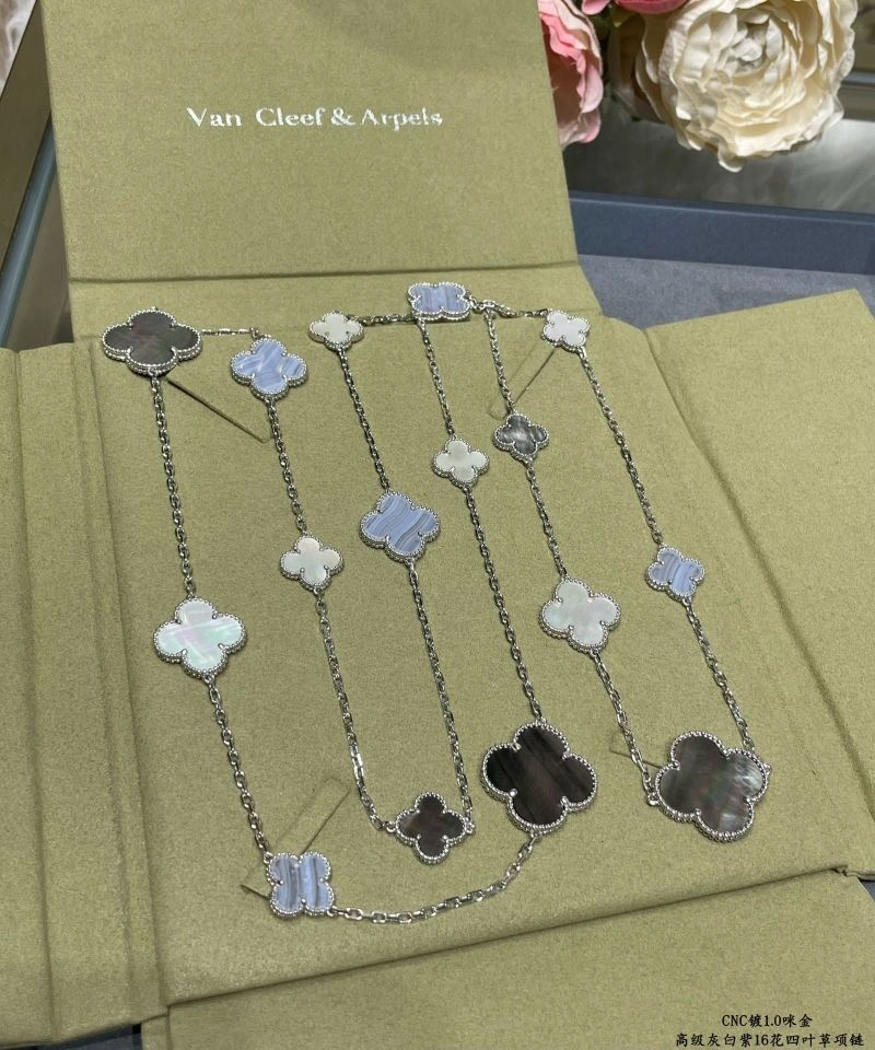FashionForward Vca Necklaces 255134