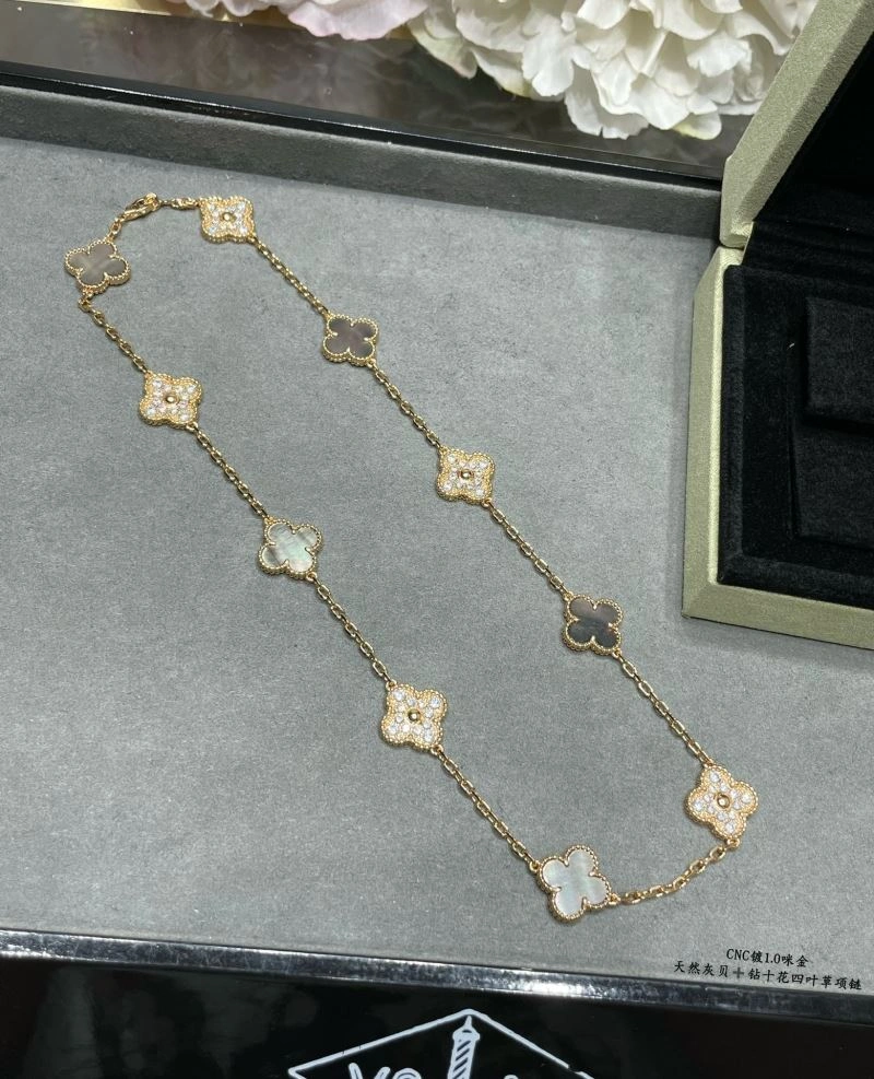 Vca Necklaces SmartChoice 255118