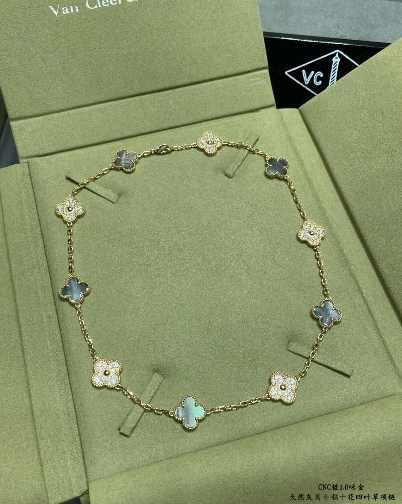 Vca Necklaces SmartChoice 255118