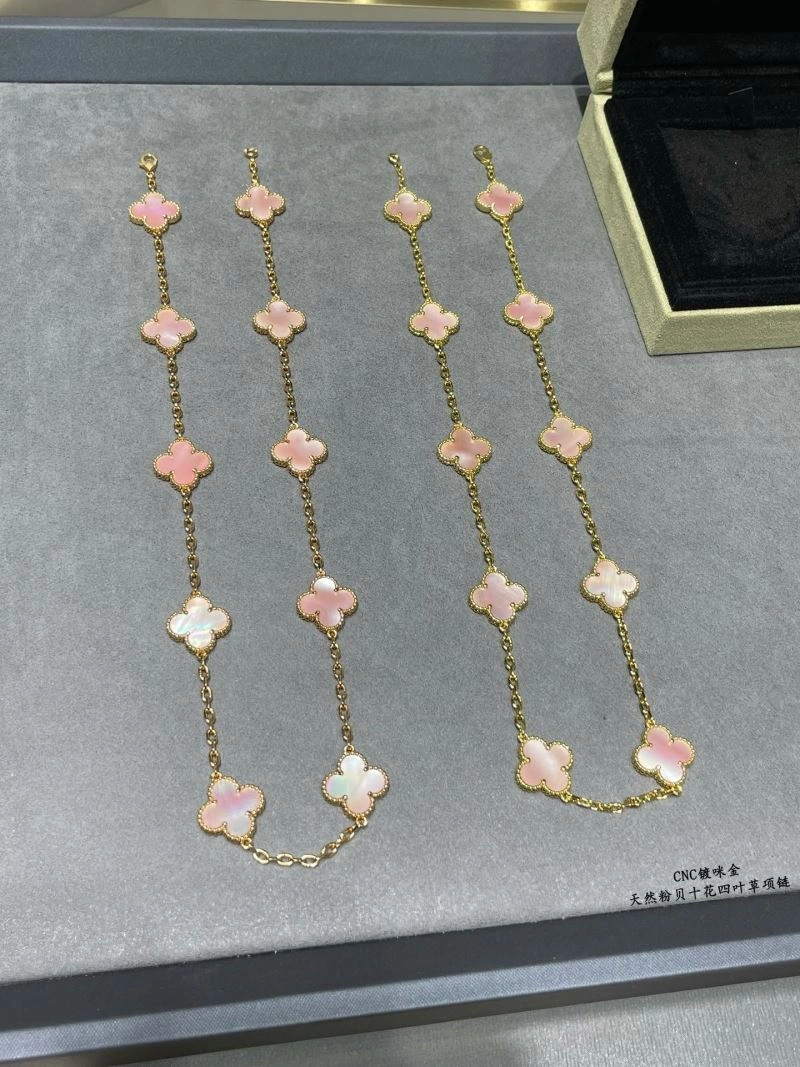 Vca Necklaces Comfortable 255135