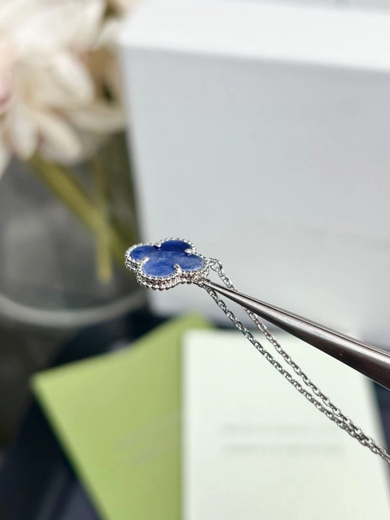 WellDesigned Vca Necklaces 255127
