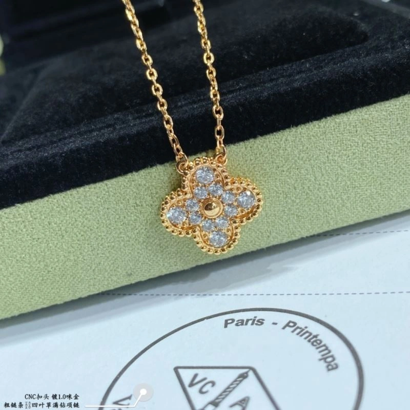 MoistureWicking Vca Necklaces 255109