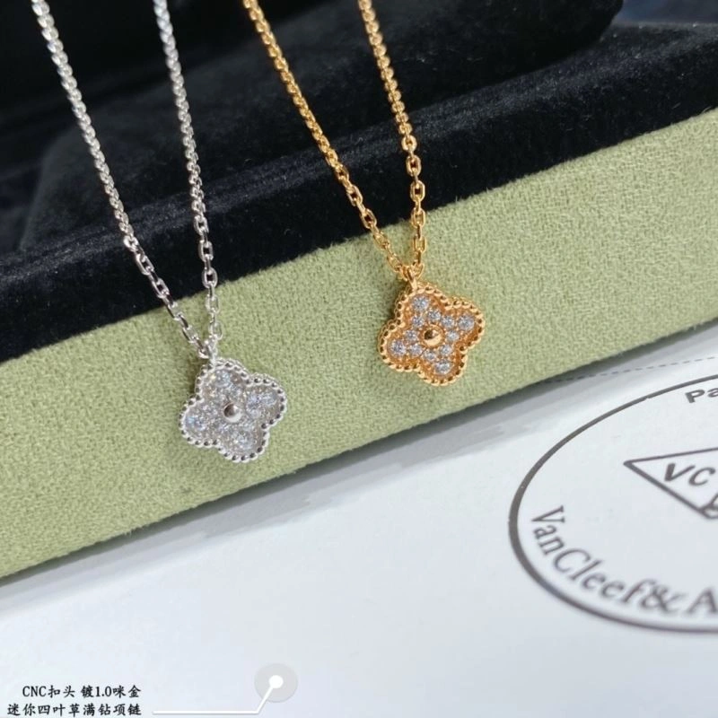 Vca Necklaces WrinkleFree 255139