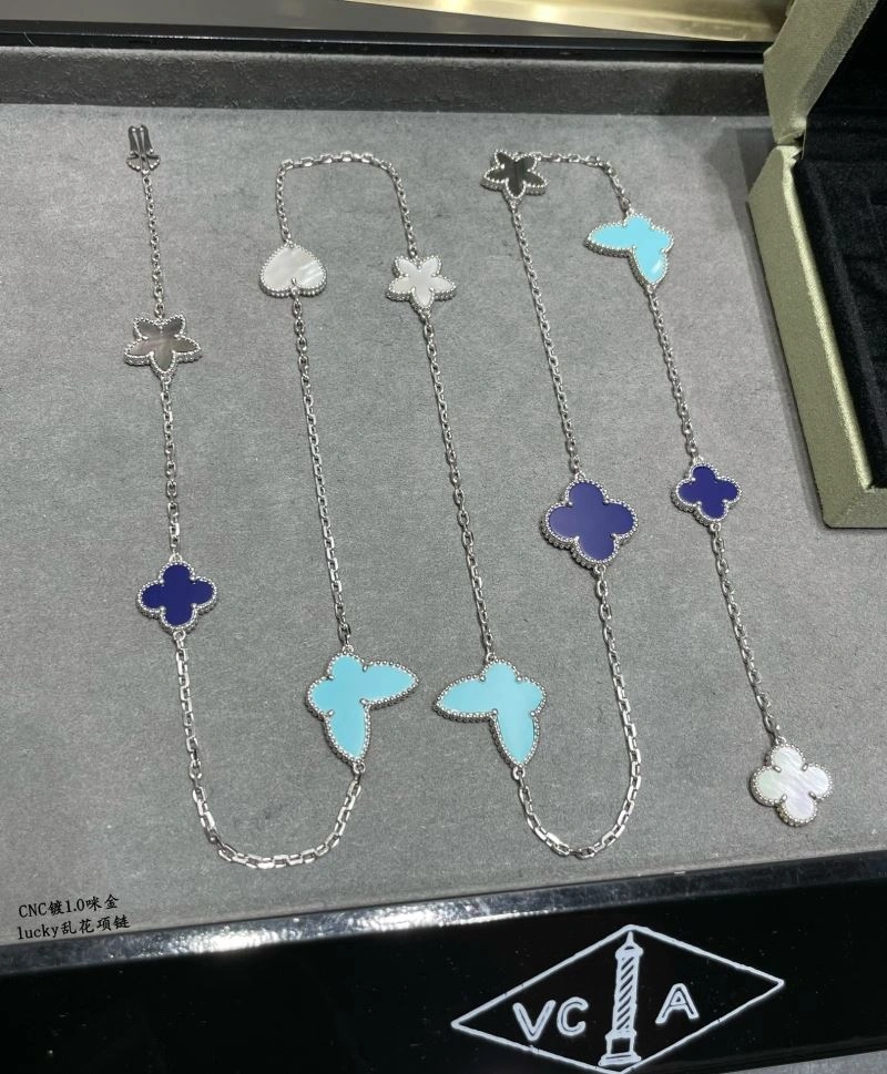 ModernLook Vca Necklaces 255110
