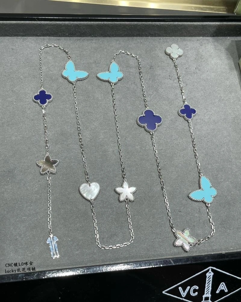 ModernLook Vca Necklaces 255110