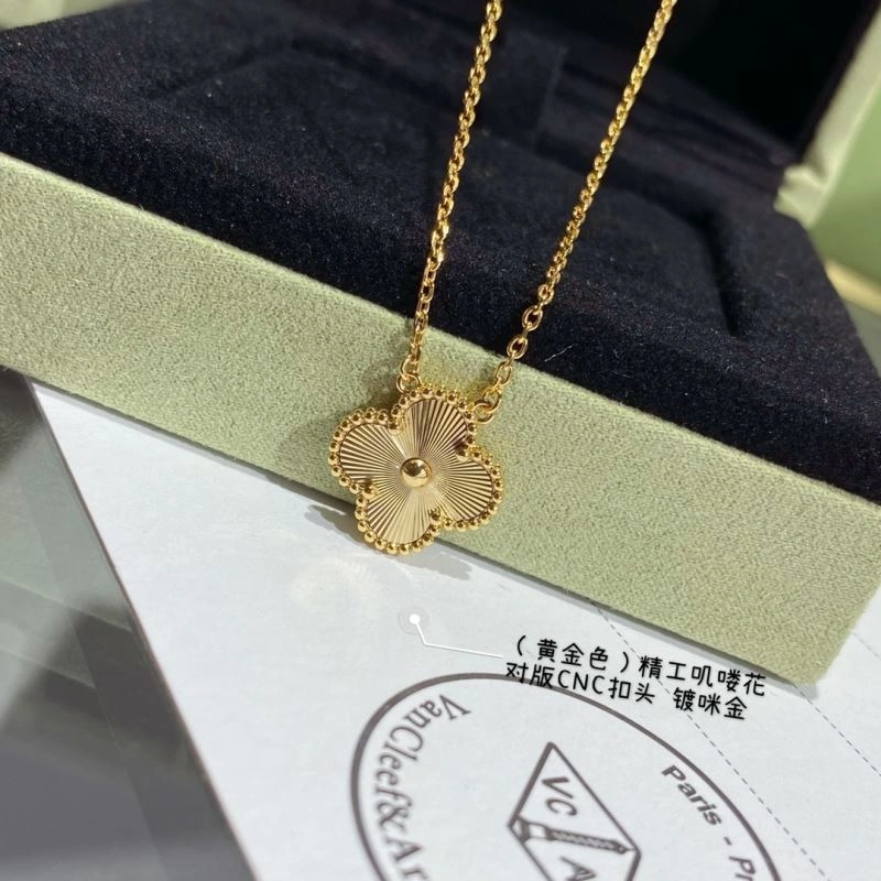 Vca Necklaces Soft 255106