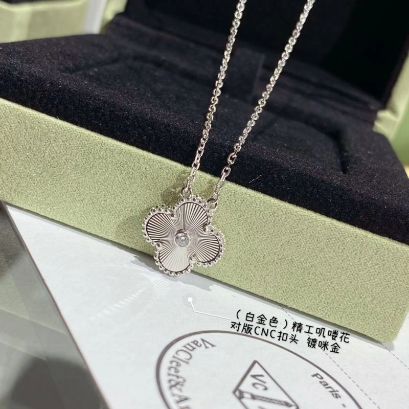 Vca Necklaces Soft 255106