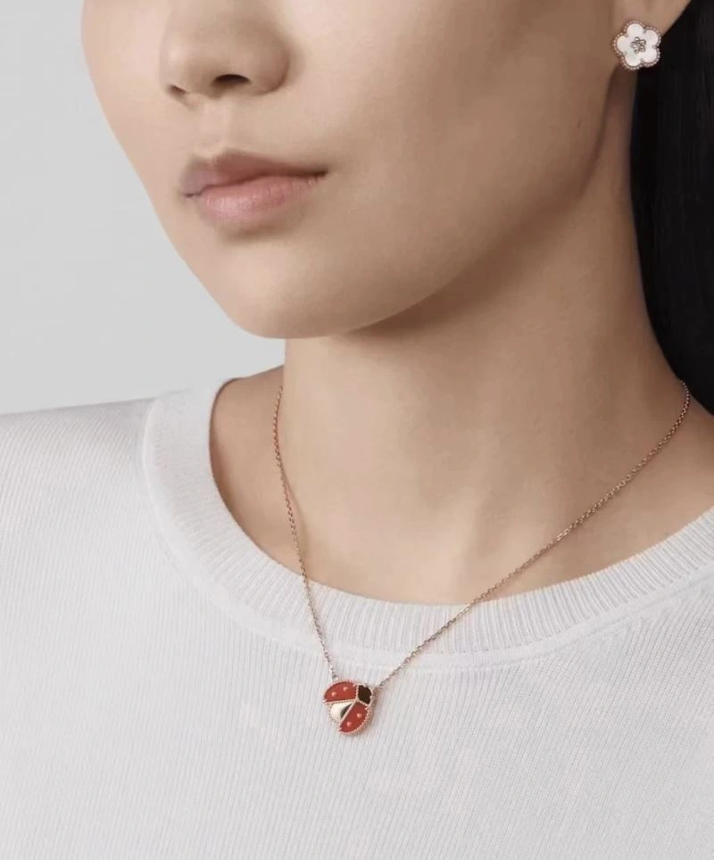 Effortless Vca Necklaces 255101
