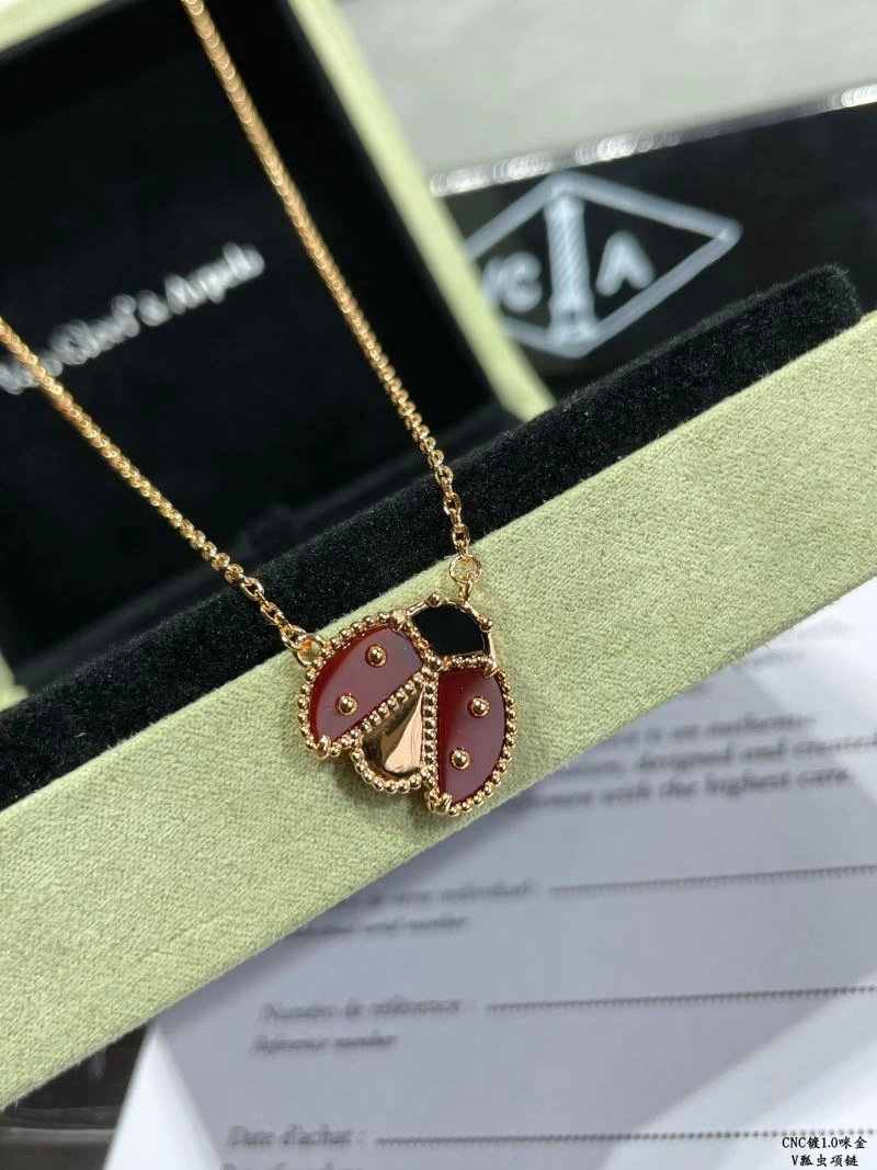 Effortless Vca Necklaces 255101