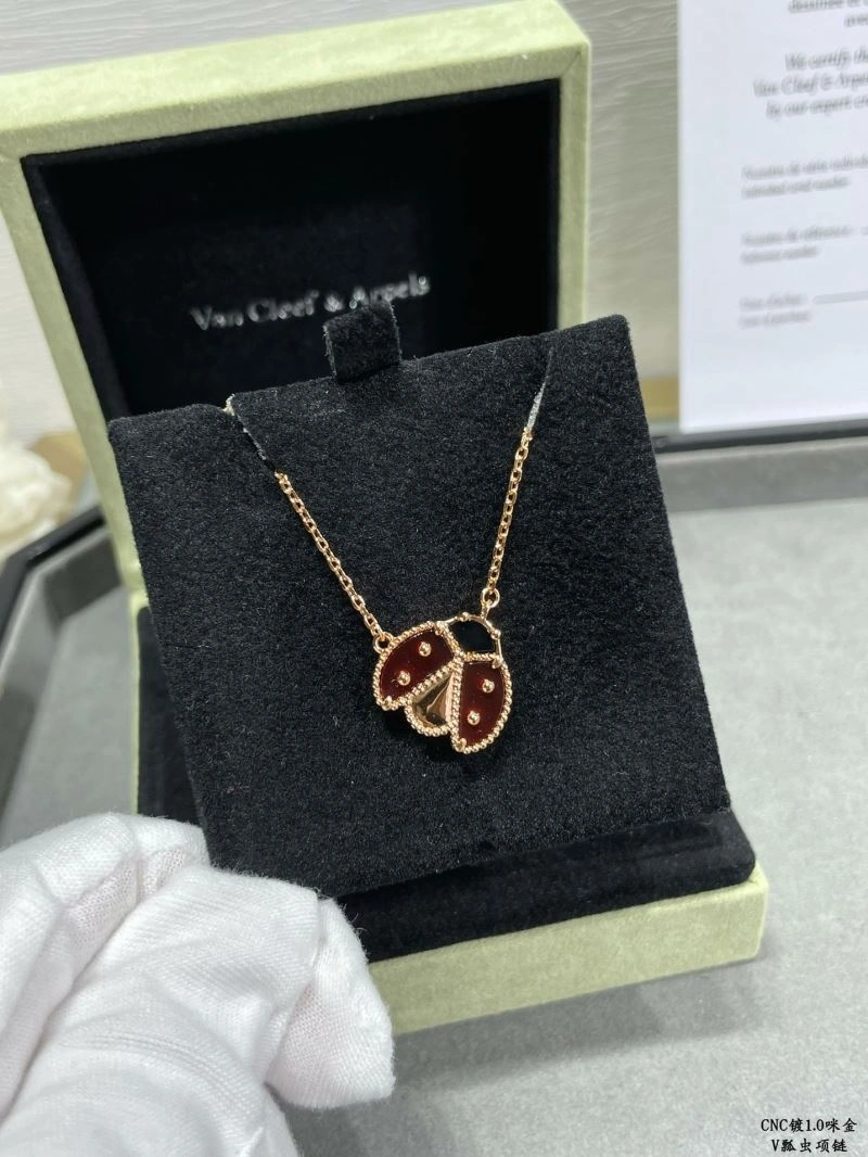 Effortless Vca Necklaces 255101