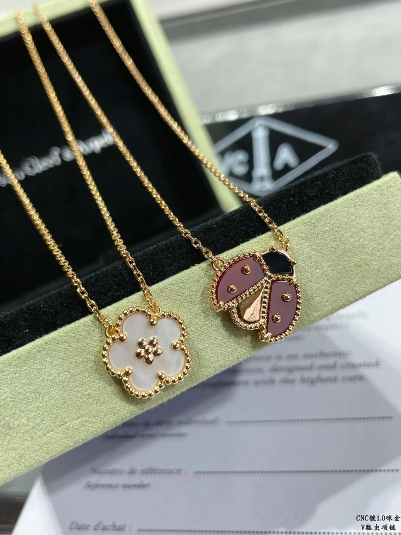 Effortless Vca Necklaces 255101