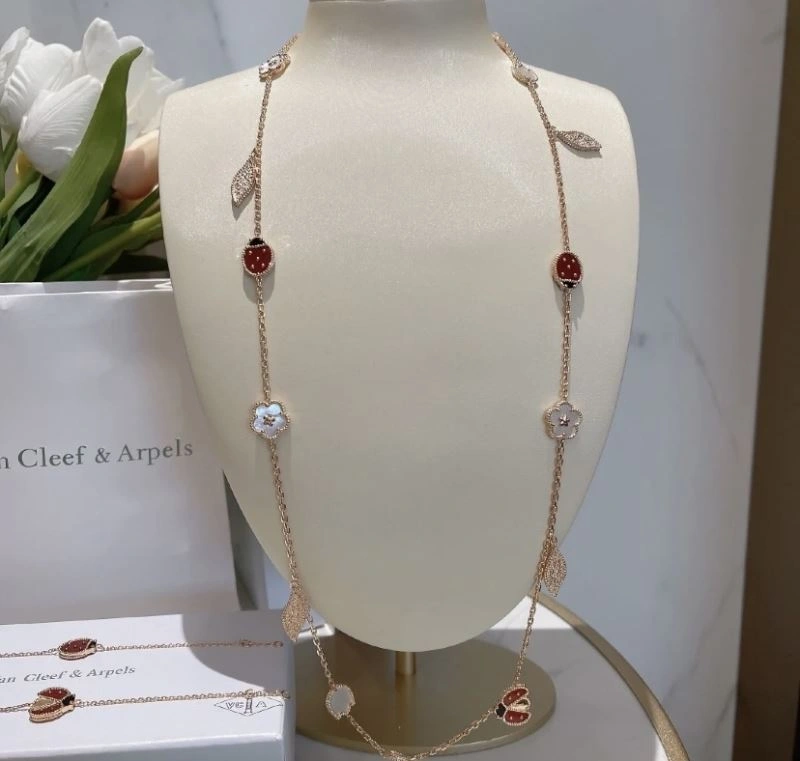 Vca Necklaces WeatherProof 255102