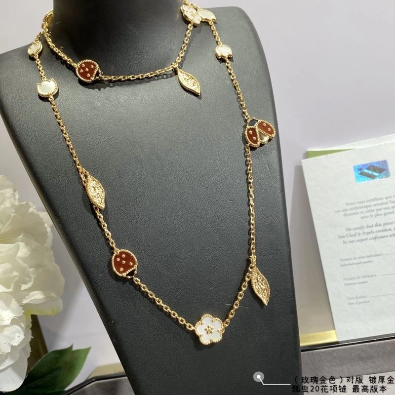 Vca Necklaces WeatherProof 255102