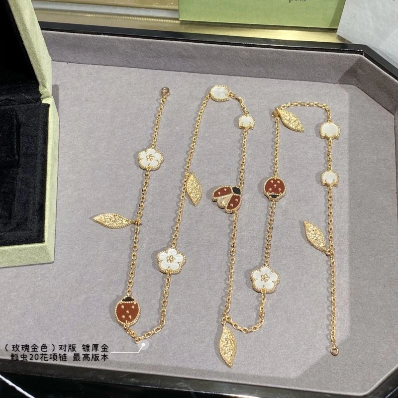 Vca Necklaces WeatherProof 255102